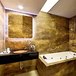 Tsarevets Boutique & Отель 4*