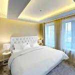 Отель Tsarevets Boutique & 4*