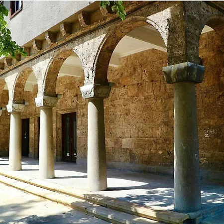 酒店 Tsarevets Boutique & 4*