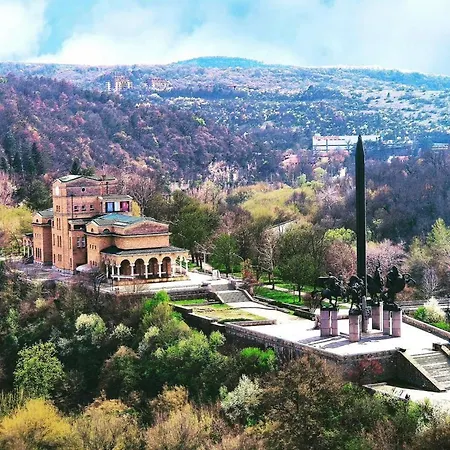 Tsarevets Boutique & Veliko Tarnovo