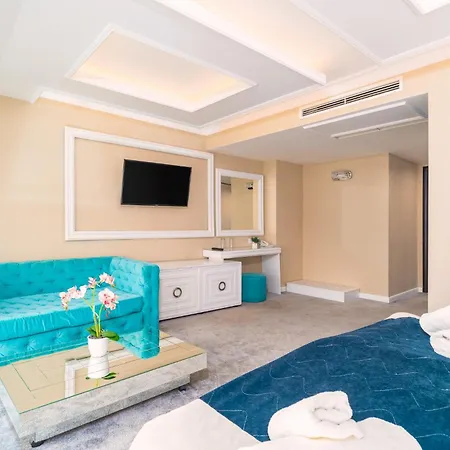 Tsarevets Boutique & 大特尔诺沃