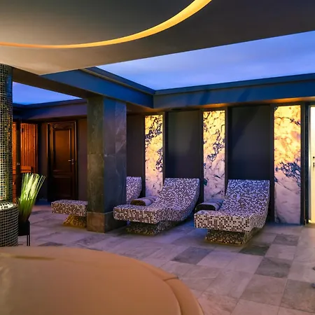 Hotel Tsarevets Boutique & 4*