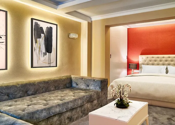 Отель Tsarevets Boutique &