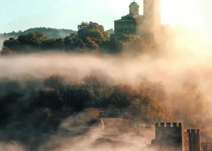 Отель Tsarevets Boutique & Велико-Тырново