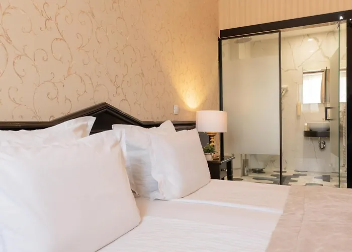 Tsarevets Boutique &